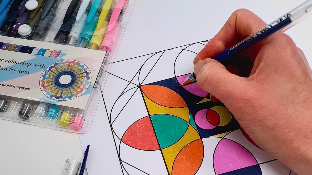 Mindful Colouring with the Kolorlan System